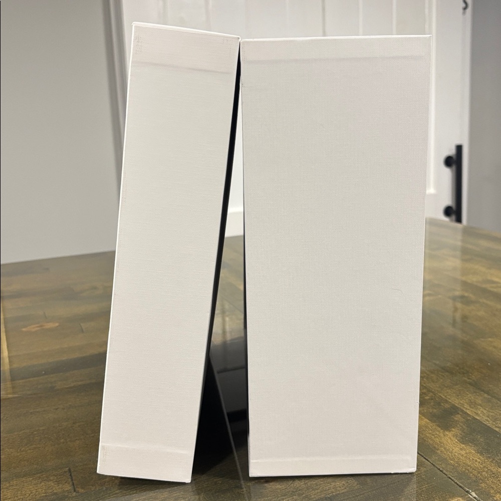 Celine Paris White Gift Box with Black Ribbon - Picture 7 of 10